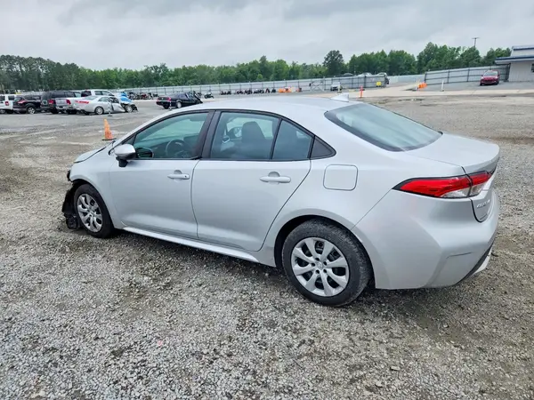 5YFEPMAE8NP342358 2022 TOYOTA COROLLA - Image 2