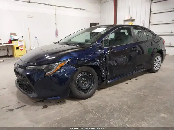 5YFEPMAE8NP353487 2022 TOYOTA COROLLA - Image 2