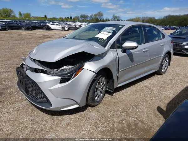 5YFEPMAE8NP354302 2022 TOYOTA COROLLA - Image 2