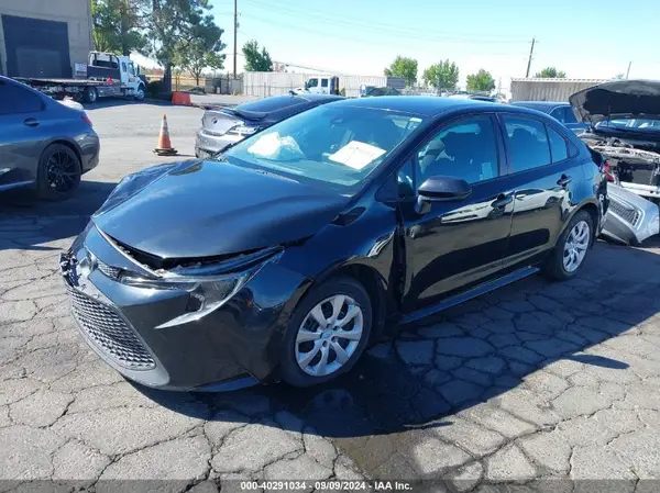 5YFEPMAE8NP354980 2022 TOYOTA COROLLA - Image 2