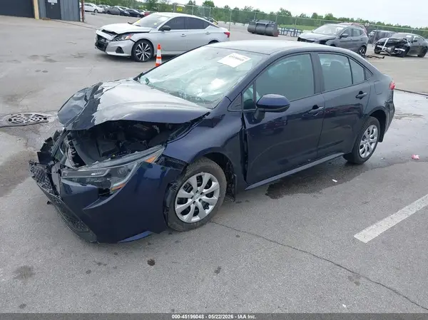 5YFEPMAE8NP357152 2022 TOYOTA COROLLA - Image 2