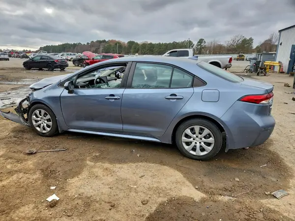 5YFEPMAE8NP360245 2022 TOYOTA COROLLA - Image 2