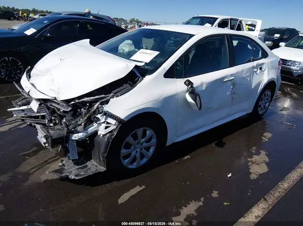5YFEPMAE8NP361685 2022 TOYOTA COROLLA - Image 2