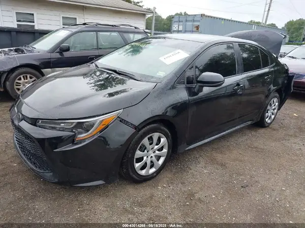 5YFEPMAE8NP361699 2022 TOYOTA COROLLA - Image 2