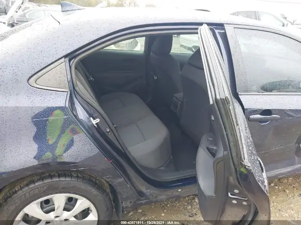 5YFEPMAE8NP363291 2022 TOYOTA COROLLA - Image 8