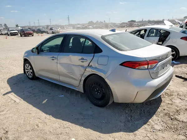 5YFEPMAE8NP363436 2022 TOYOTA COROLLA - Image 2