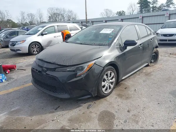 5YFEPMAE8NP373464 2022 TOYOTA COROLLA - Image 2