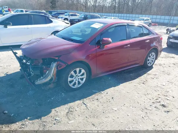 5YFEPMAE8NP374985 2022 TOYOTA COROLLA - Image 2