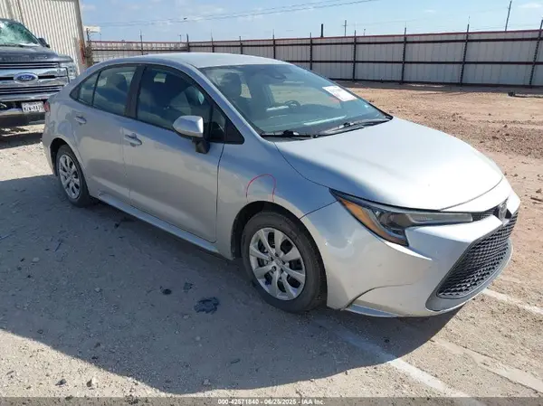 5YFEPMAE8NP379376 2022 TOYOTA COROLLA - Image 1