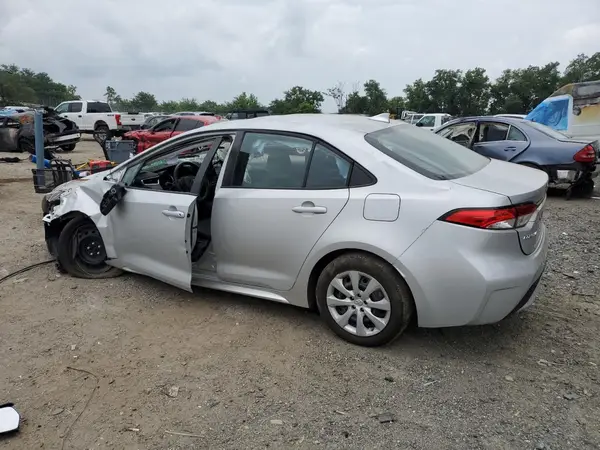5YFEPMAE8NP380088 2022 TOYOTA COROLLA - Image 2