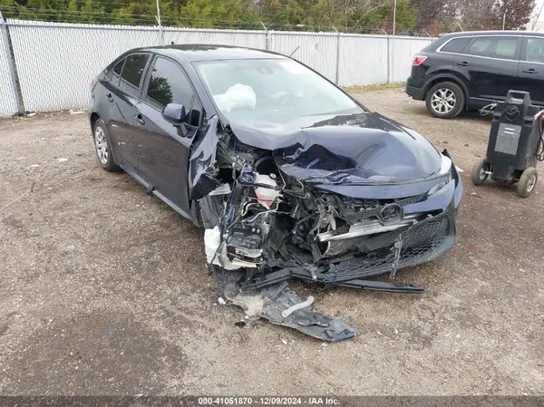 5YFEPMAE8NP383282 2022 TOYOTA COROLLA - Image 1