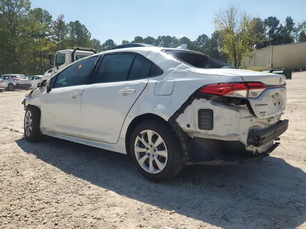 5YFEPMAE8NP387266 2022 TOYOTA COROLLA - Image 2