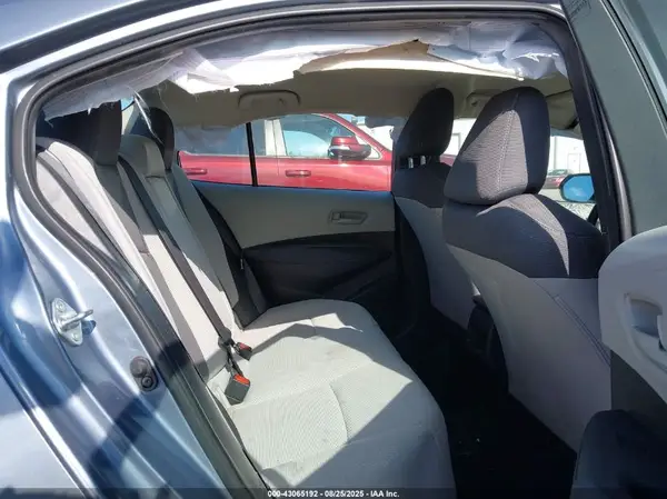 5YFEPMAE8NP388157 2022 TOYOTA COROLLA - Image 8