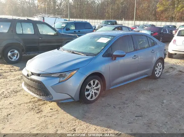 5YFEPMAE8NP390684 2022 TOYOTA COROLLA - Image 2