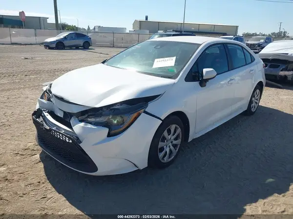 5YFEPMAE8NP391107 2022 TOYOTA COROLLA - Image 2