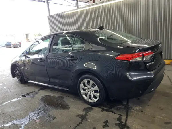 5YFEPMAE9MP152521 2021 TOYOTA COROLLA - Image 2