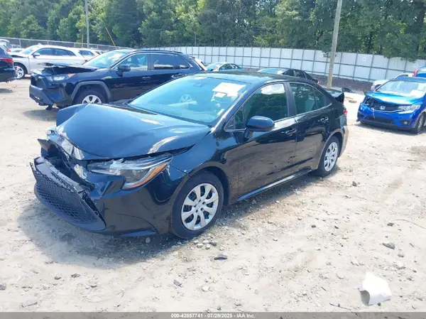 5YFEPMAE9MP163101 2021 TOYOTA COROLLA - Image 2