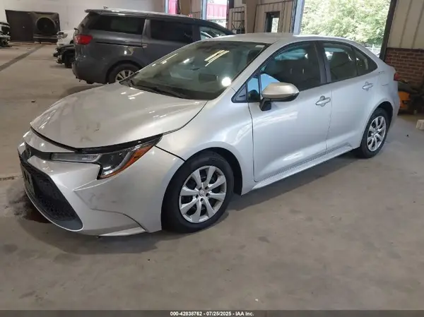 5YFEPMAE9MP164801 2021 TOYOTA COROLLA - Image 2