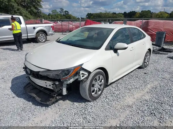 5YFEPMAE9MP164913 2021 TOYOTA COROLLA - Image 2