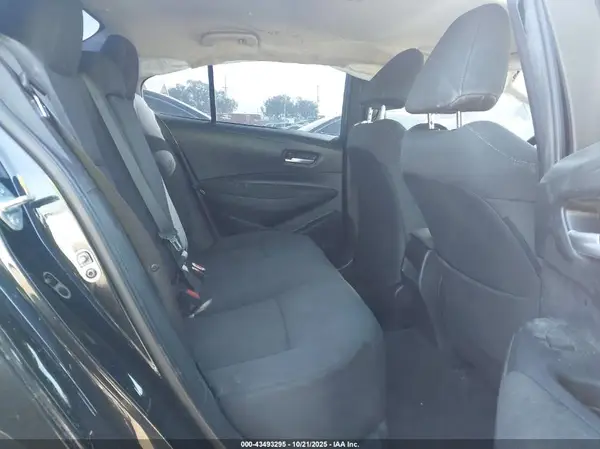 5YFEPMAE9MP171800 2021 TOYOTA COROLLA - Image 8