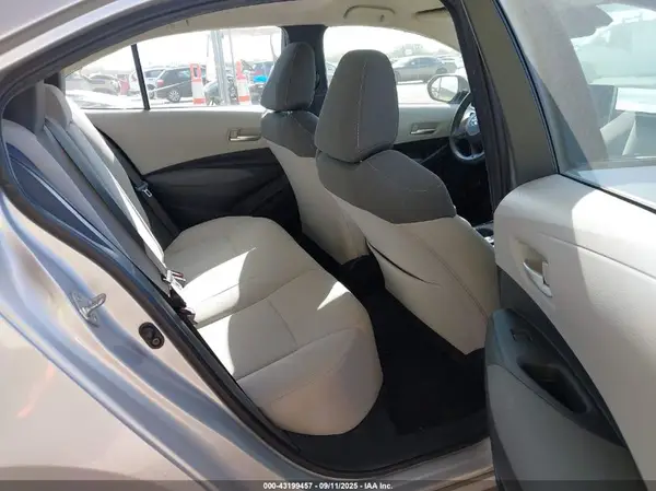 5YFEPMAE9MP180075 2021 TOYOTA COROLLA - Image 8