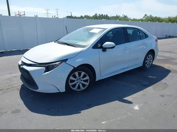 5YFEPMAE9MP180397 2021 TOYOTA COROLLA - Image 2