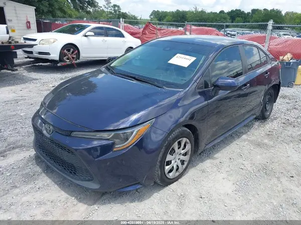 5YFEPMAE9MP183977 2021 TOYOTA COROLLA - Image 2