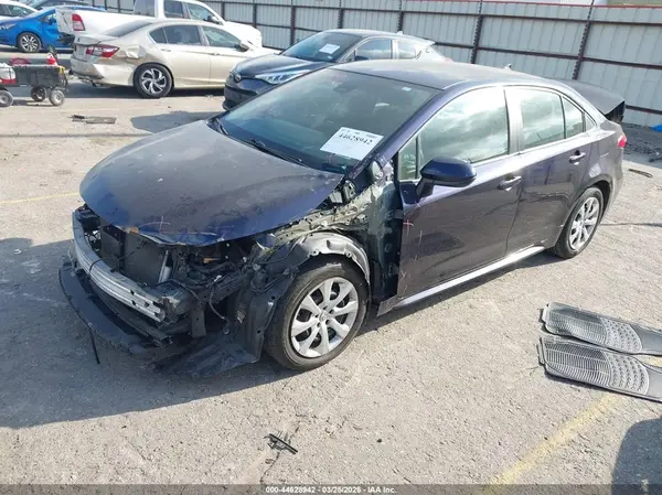 5YFEPMAE9MP185034 2021 TOYOTA COROLLA - Image 2