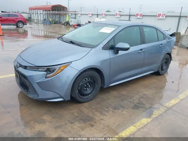 5YFEPMAE9MP185860 2021 TOYOTA COROLLA - Image 2
