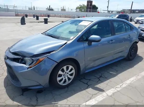 5YFEPMAE9MP187110 2021 TOYOTA COROLLA - Image 2