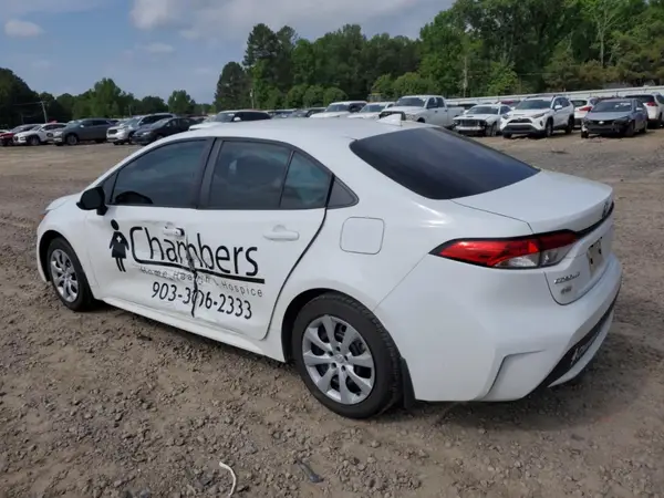 5YFEPMAE9MP207372 2021 TOYOTA COROLLA - Image 2