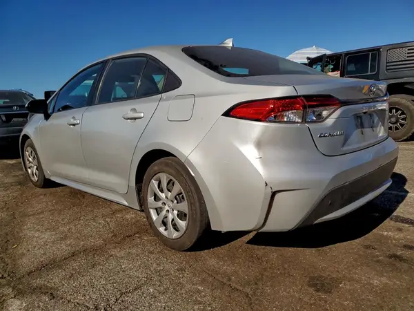 5YFEPMAE9MP209008 2021 TOYOTA COROLLA - Image 2