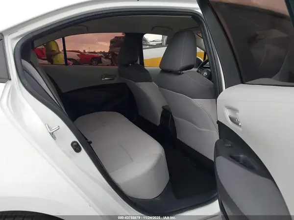 5YFEPMAE9MP210045 2021 TOYOTA COROLLA - Image 8