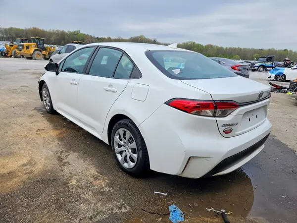 5YFEPMAE9MP222616 2021 TOYOTA COROLLA - Image 2