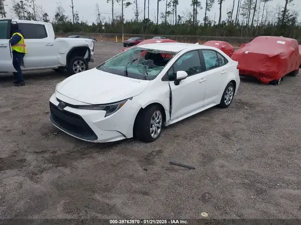 5YFEPMAE9MP223801 2021 TOYOTA COROLLA - Image 2