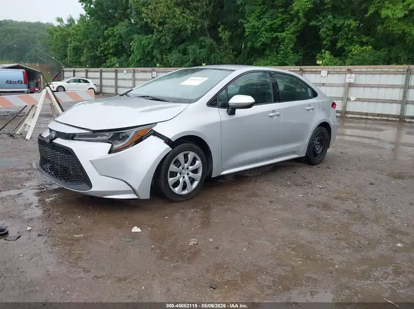 5YFEPMAE9MP226973 2021 TOYOTA COROLLA - Image 2