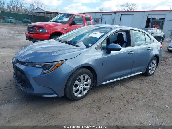 5YFEPMAE9MP230411 2021 TOYOTA COROLLA - Image 2