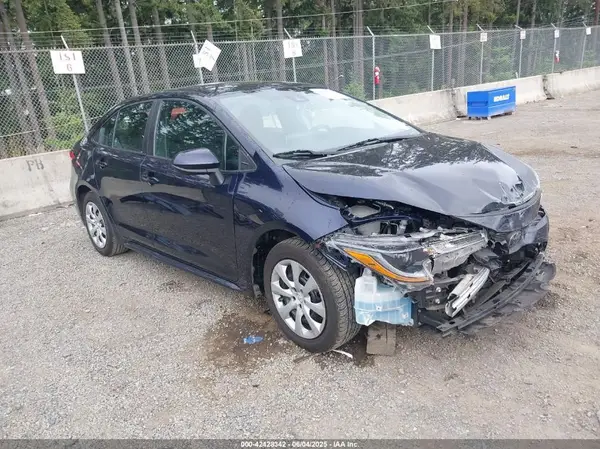 5YFEPMAE9MP231185 2021 TOYOTA COROLLA - Image 1