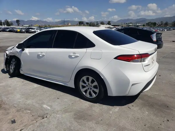 5YFEPMAE9MP234605 2021 TOYOTA COROLLA - Image 2