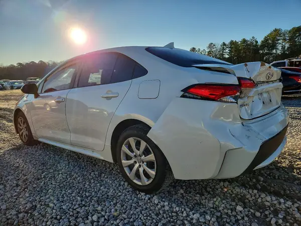 5YFEPMAE9MP236208 2021 TOYOTA COROLLA - Image 2
