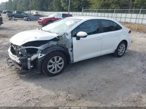 5YFEPMAE9MP236922 2021 TOYOTA COROLLA - Image 2