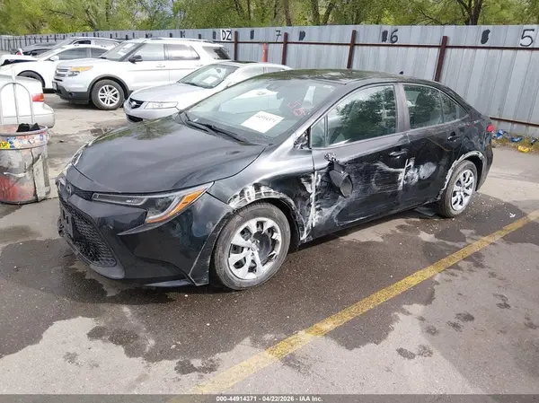 5YFEPMAE9MP238475 2021 TOYOTA COROLLA - Image 2