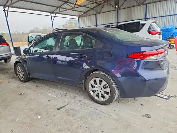 5YFEPMAE9MP241389 2021 TOYOTA COROLLA - Image 2