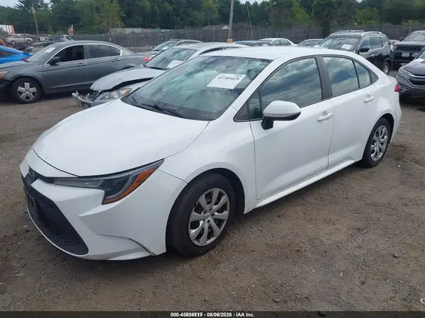 5YFEPMAE9MP243109 2021 TOYOTA COROLLA - Image 2
