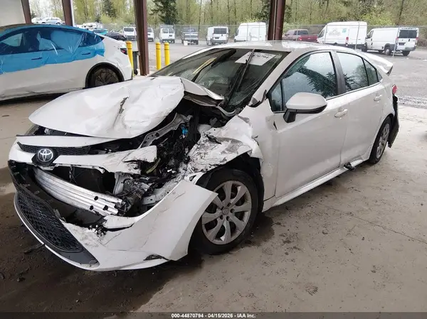 5YFEPMAE9MP249167 2021 TOYOTA COROLLA - Image 2