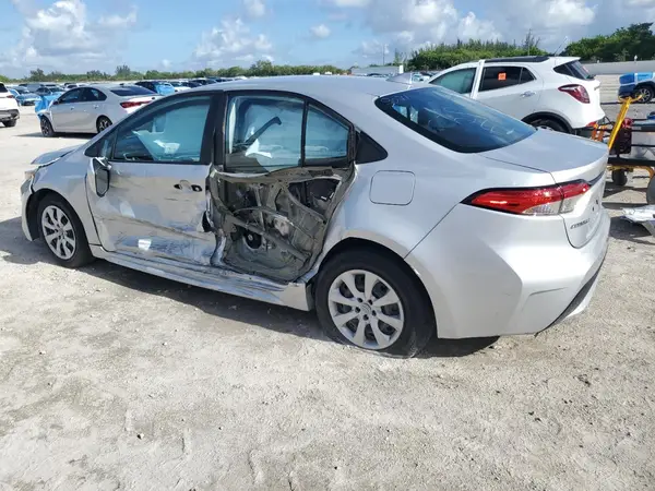 5YFEPMAE9MP261075 2021 TOYOTA COROLLA - Image 2