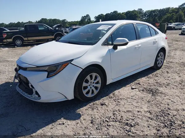 5YFEPMAE9MP264221 2021 TOYOTA COROLLA - Image 2