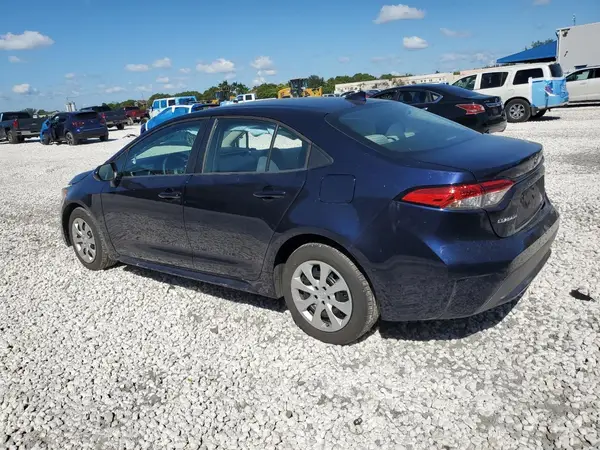 5YFEPMAE9MP265241 2021 TOYOTA COROLLA - Image 2