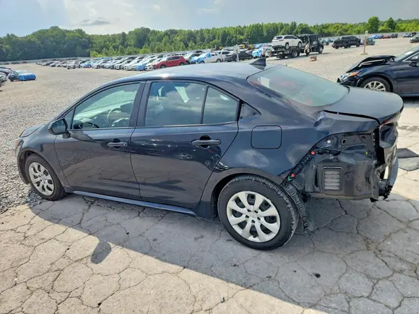 5YFEPMAE9NP271574 2022 TOYOTA COROLLA - Image 2