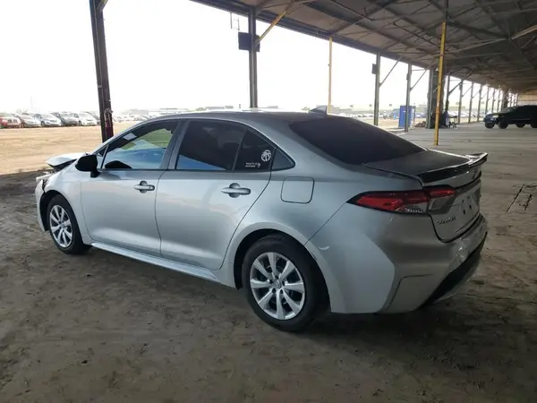 5YFEPMAE9NP272739 2022 TOYOTA COROLLA - Image 2